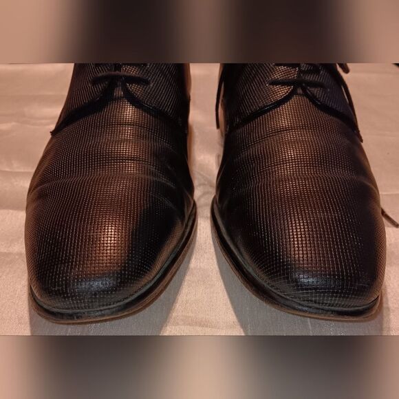 Hugo Boss Textured Leather Oxford Men\'s Size 10 main image 6